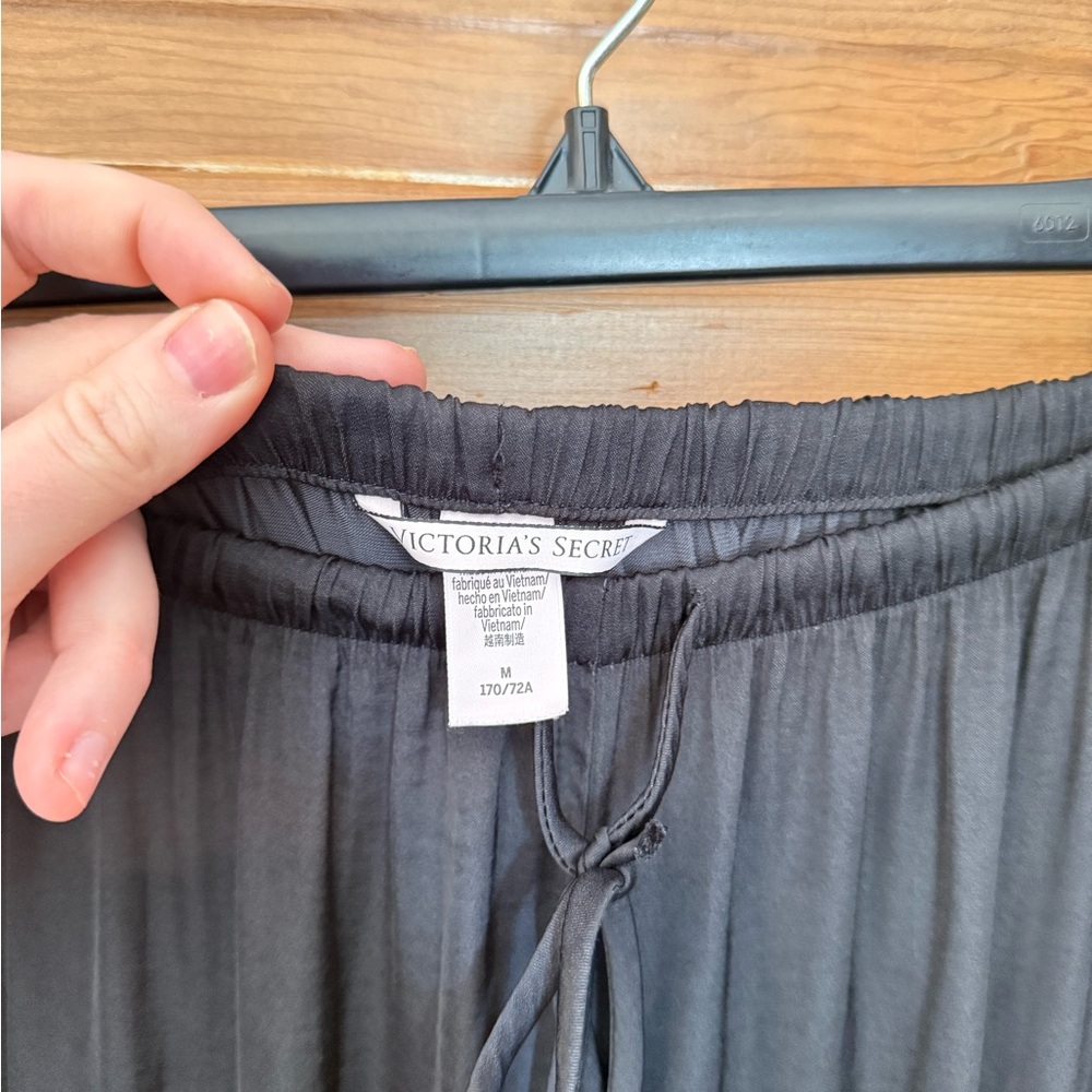 Victorias Secret Satin Wide Leg Pants Womens Medium - Picture 4 of 4